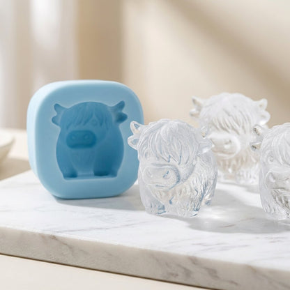 Orodira®🐮Mini Highland Cow Ice Cube & Dessert Mold🍪Cute 3D Ice for Drinks, Parties & Gifts💕